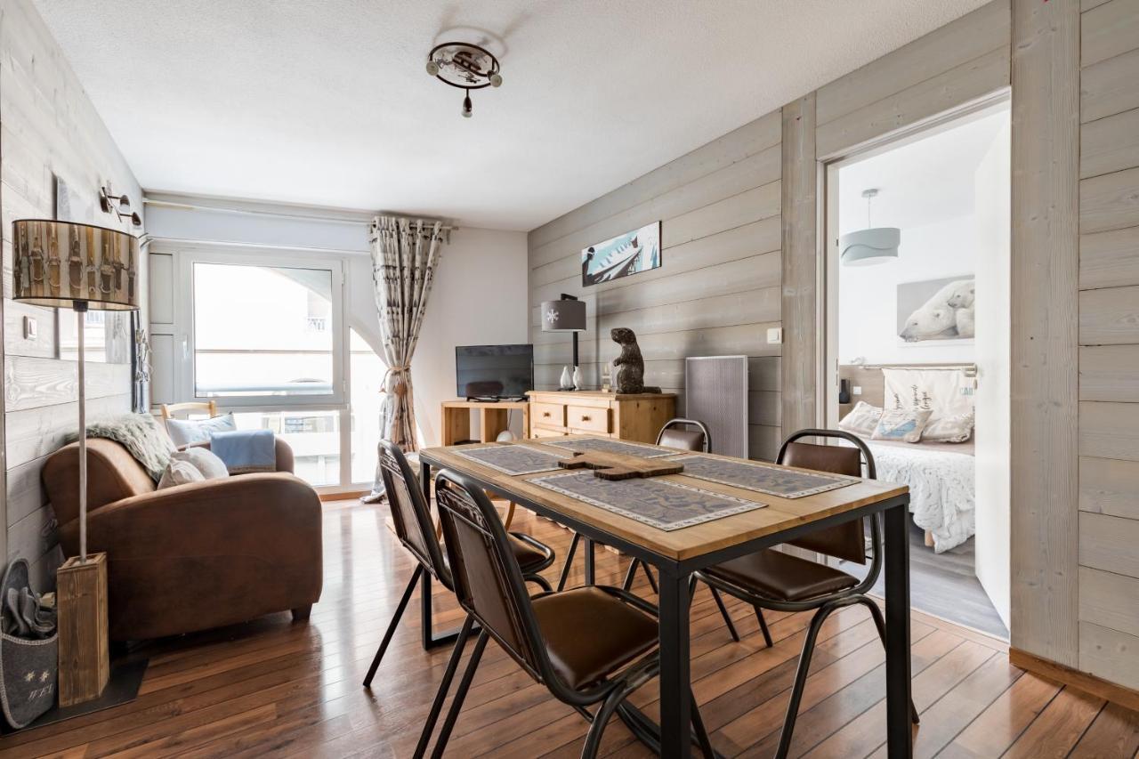 Appartement Centre Ville Wifi Parking Draps Fournis كوتيريه المظهر الخارجي الصورة